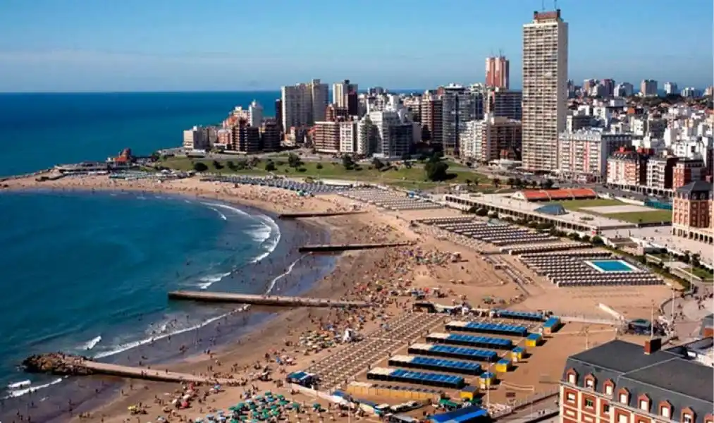 Mar del Plata: Intendente Montenegro le bajó el pulgar al proyecto para cobrarle un impuesto a los turistas