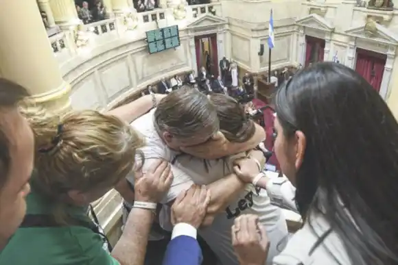 El Senado aprobó por unanimidad la "Ley Lucio"