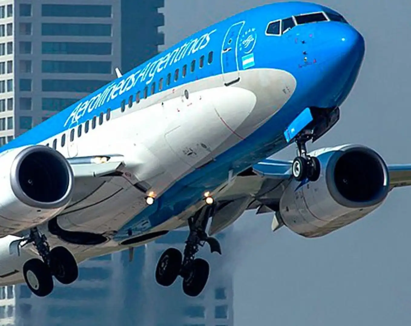 Mar del Plata recibió el primer vuelo del Corredor Atlántico