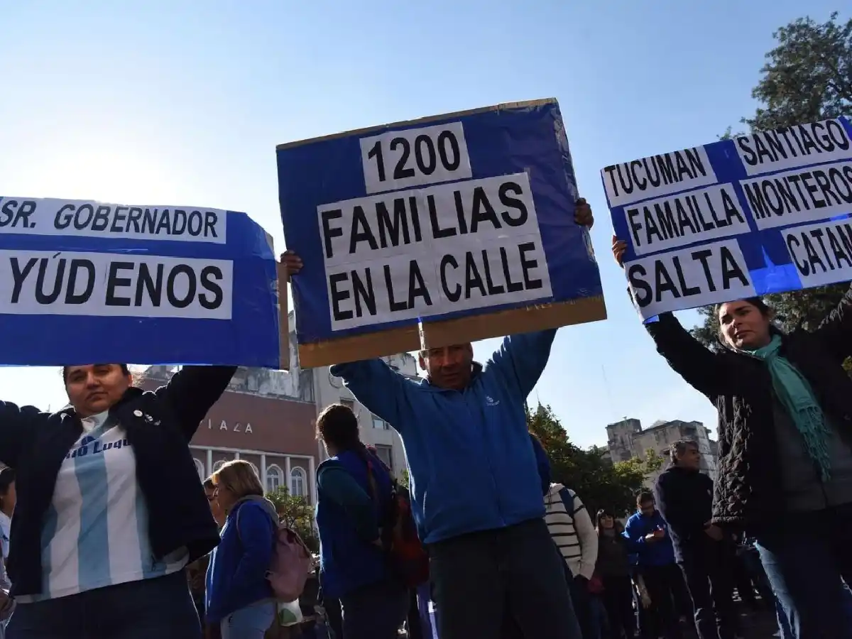 Cerró una cadena de supermercados y despidió a 1200 trabajadores