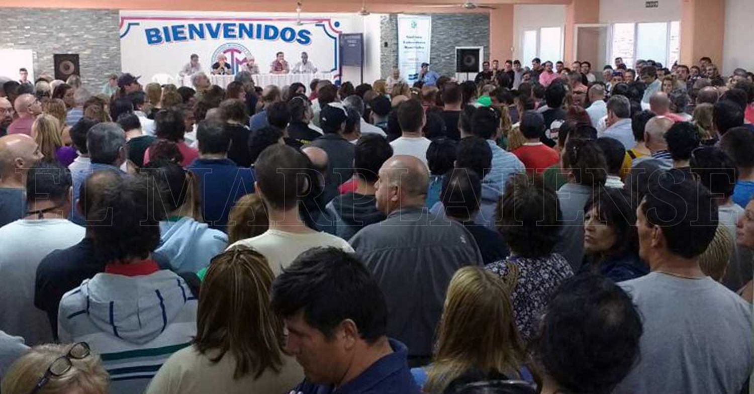 Municipales pararán por tiempo indeterminado desde este miércoles