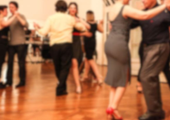 Noche de tango en el Bar Plaza a beneficio del Refugio San Pedro