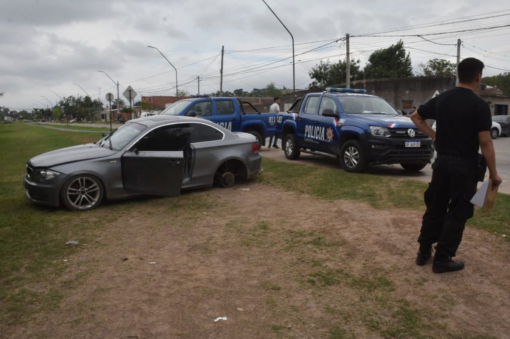 Santa Fe: apareció el auto deportivo de Brian Fernández abandonado y vandalizado en el norte de la ciudad