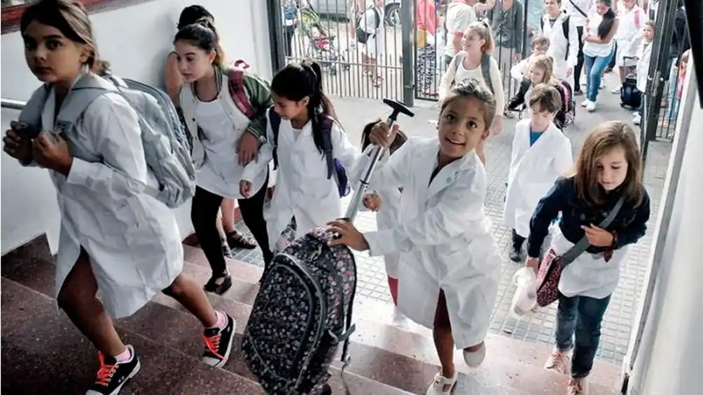 Acortan el receso invernal para recuperar las clases perdidas por los paros