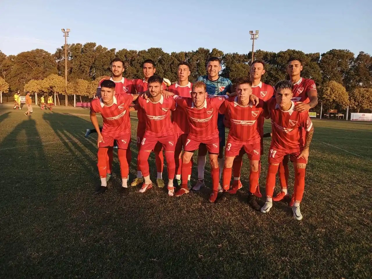 Los Andes goleó a San Jorge y se metió en zona de clasificación