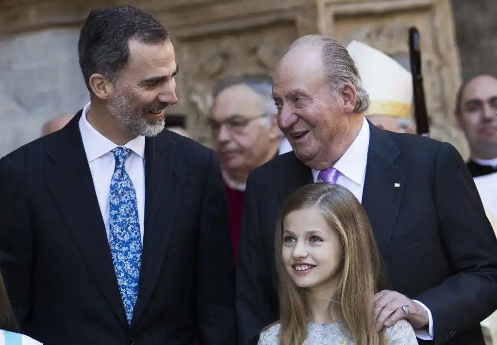 Juan Carlos I se reúne por primera vez en dos años con su hijo