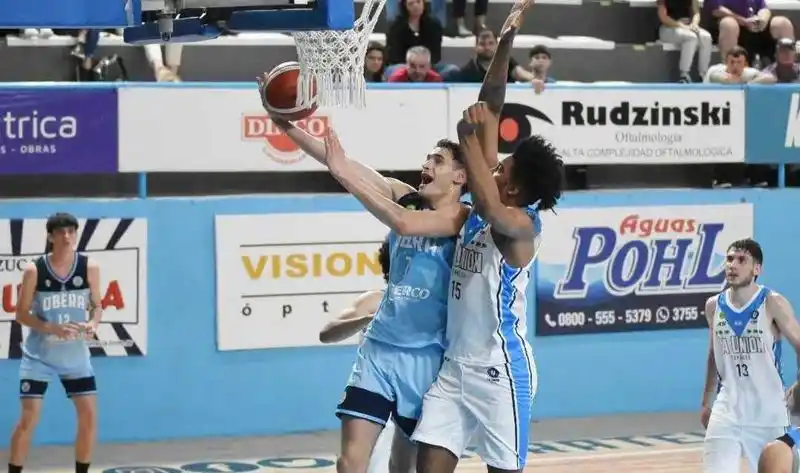 Los pibes de La Unión
no pudieron con Oberá