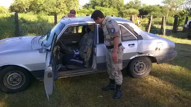 Fueron sorprendidos por la Policía, pero lograron escapar tras persecución