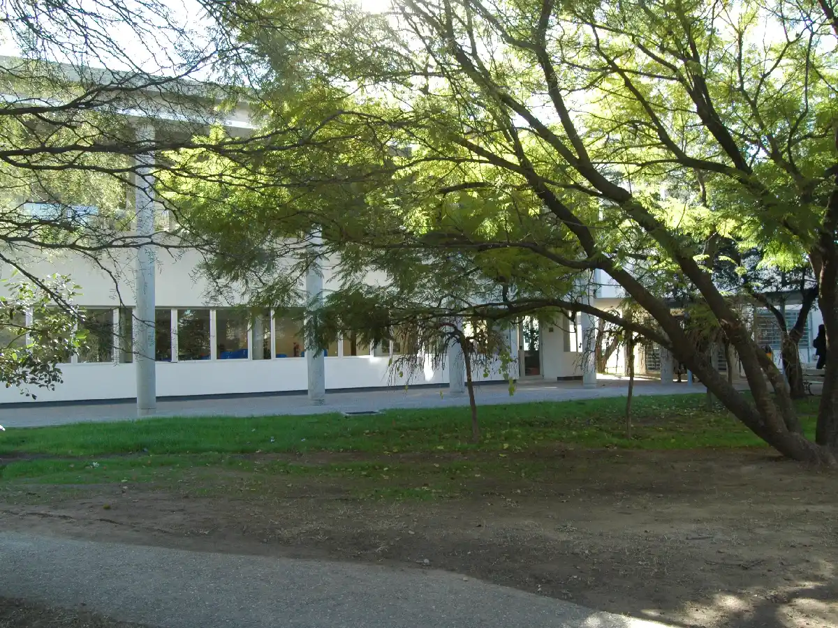 Una joven denunció que un policía la violó en la Ciudad Universitaria de Córdoba