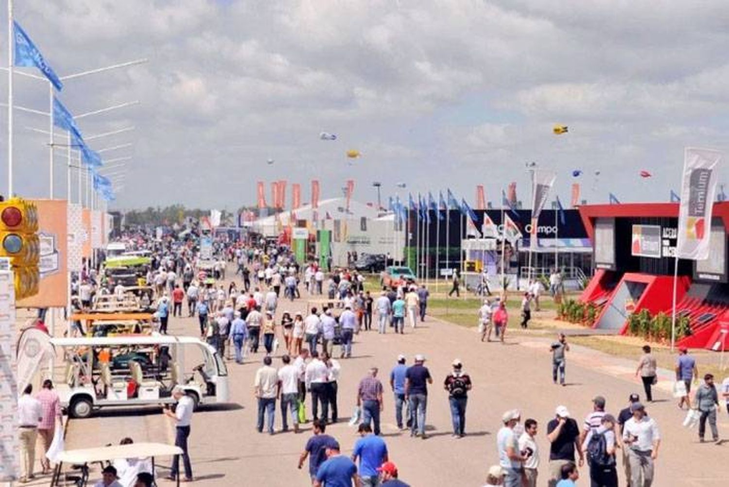 Abrió Expoagro, un puente  de la agroindustria con la  mejor tecnología del mundo