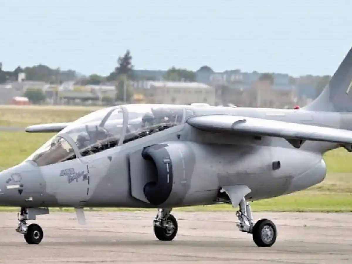 Guatemala deja en suspenso la compra de los aviones a Fadea