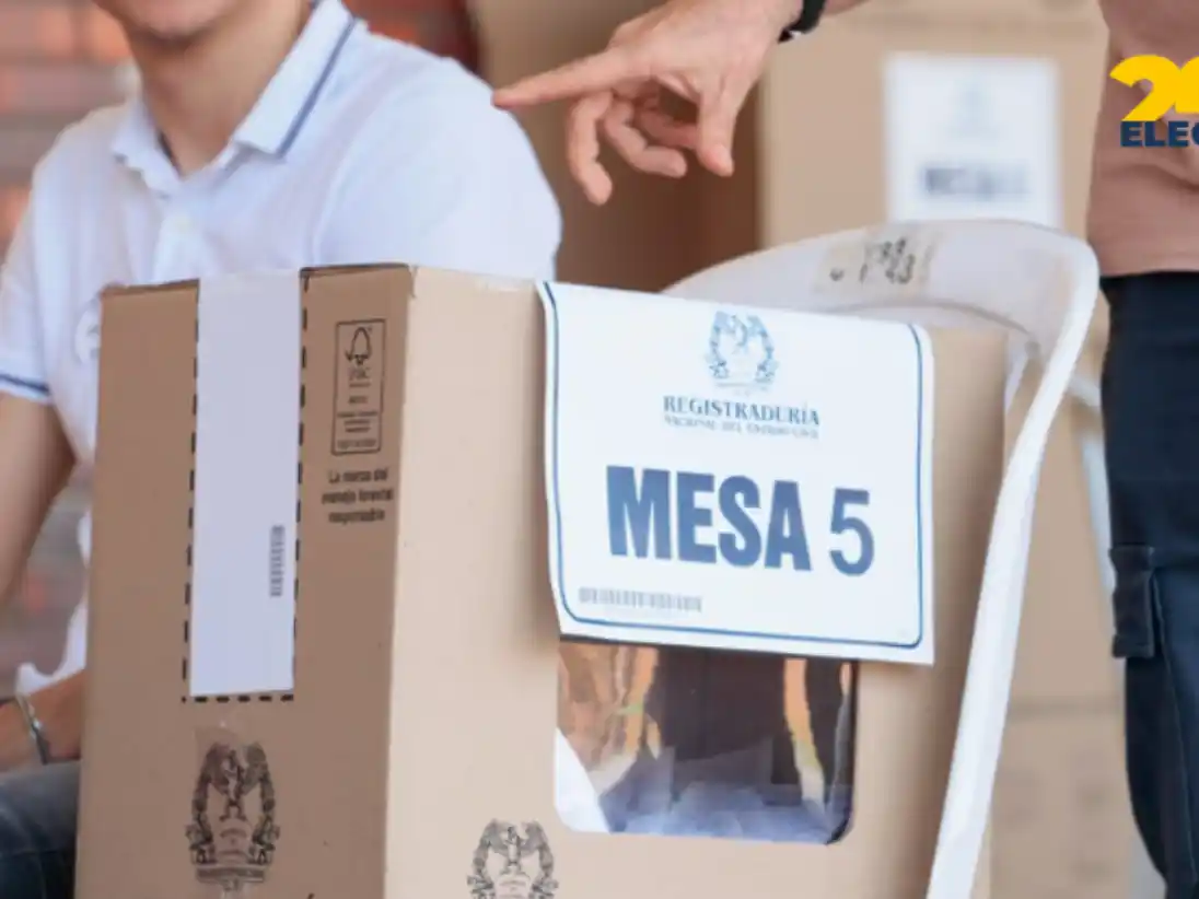 Colombianos en el exterior inician votaciones para Congreso y consultas presidenciales