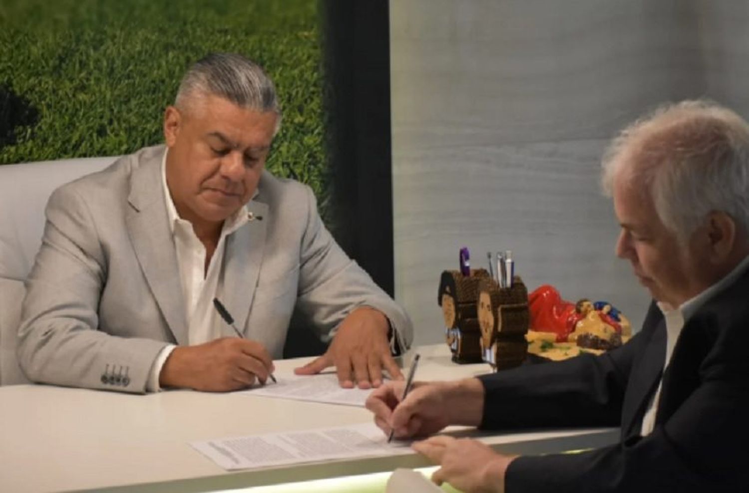La AFA llegó a un acuerdo con Disney por la televisación de los partidos hasta 2030