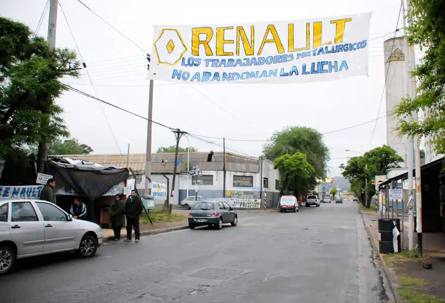 Los operarios de Metalúrgica resisten y apuntan a agotar las instancias de discusión 
