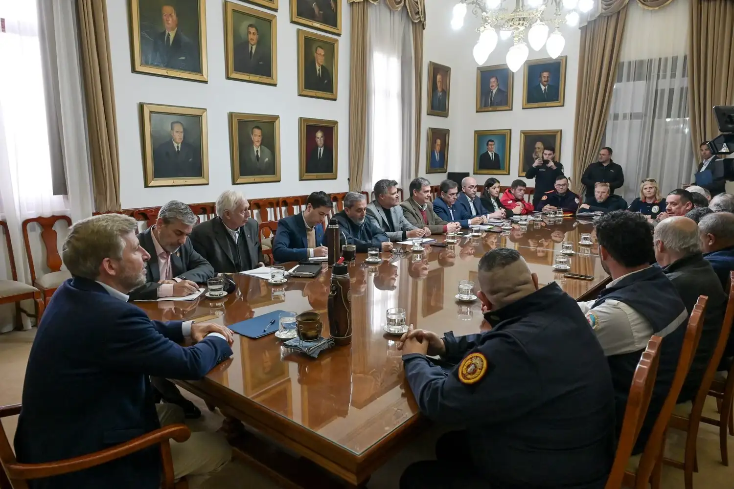 Presencia gualeya en la reunión provincial para fortalecer el sistema de Bomberos Voluntarios