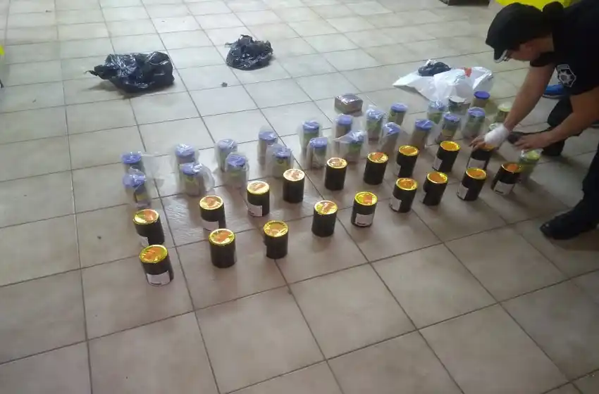 Secuestraron una gran cantidad de pirotecnia en el estadio de Rosario Central previo al partido