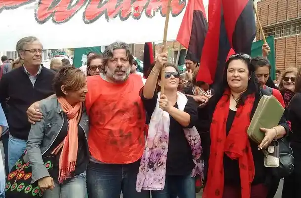 La escuela pública en la tormenta del ajuste neoliberal