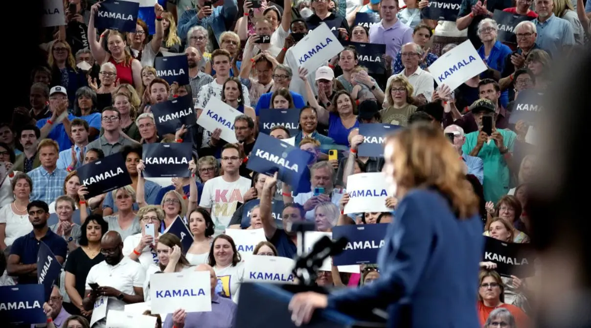 Kamala Harris pide el voto para evitar un futuro de «caos, miedo y odio» con Trump
