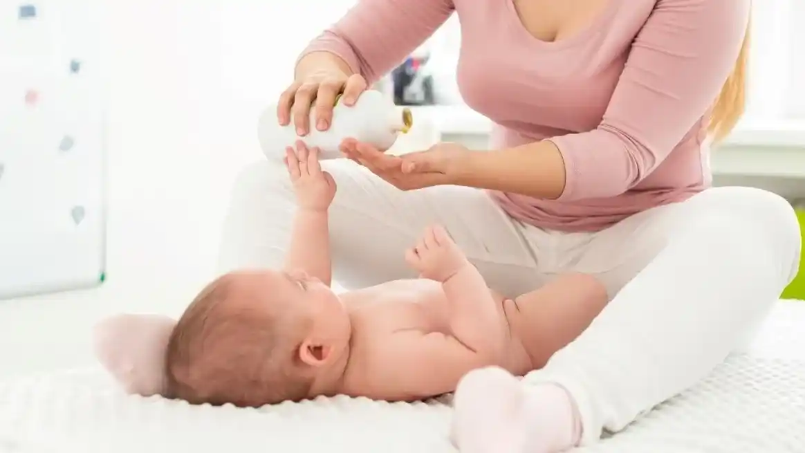 Se prohibió un óleo calcáreo para bebés tras producir efectos adversos en un lactante