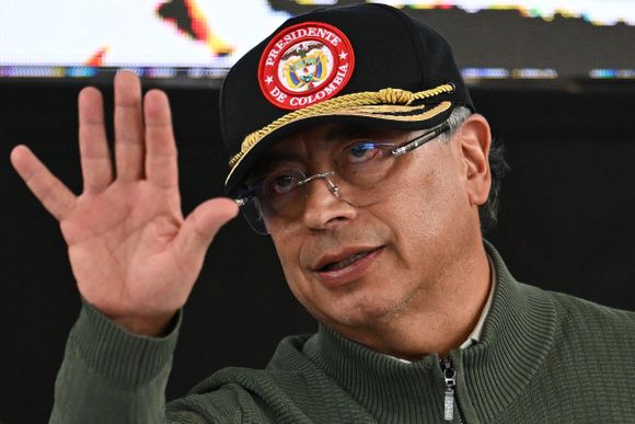 Moody’s rebaja calificación de Colombia por déficit fiscal en gobierno de Petro