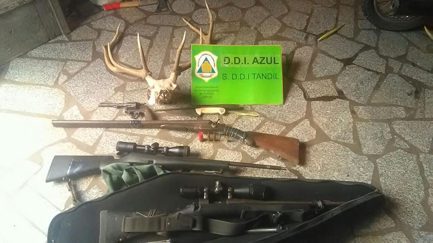 Secuestran armas de fuego por abigeato
