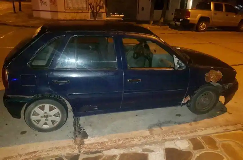 Cuatro adolescentes detenidos por intentar robar dos vehículos