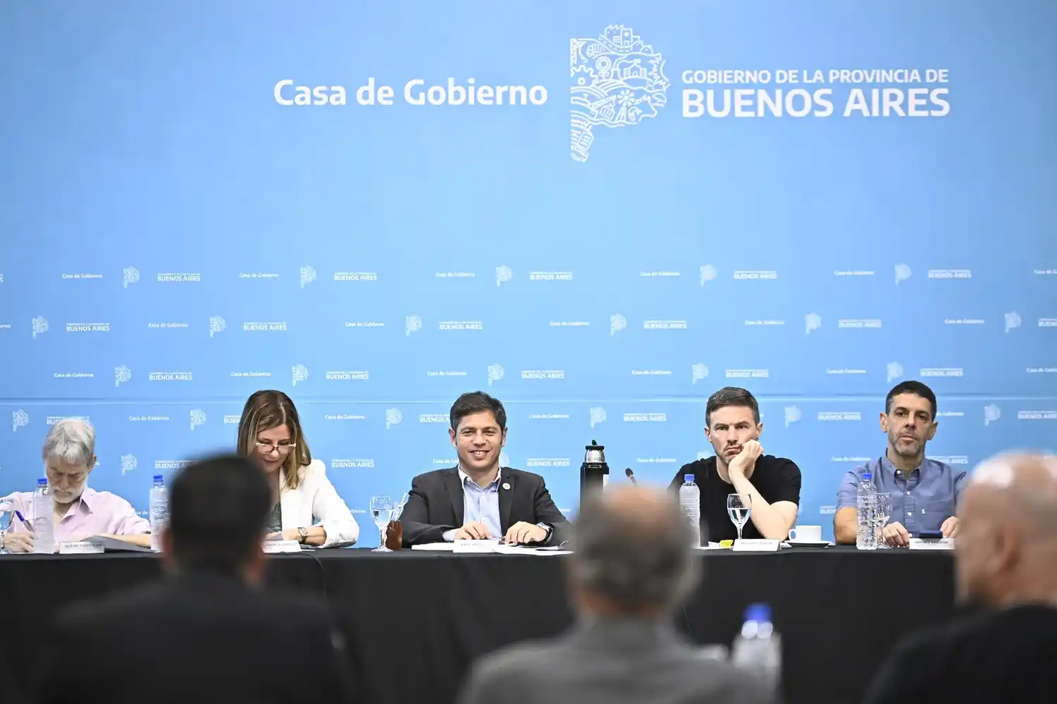 La presidenta del Instituto Cultural y el ministro de Producción acompañaron a Kicillof.