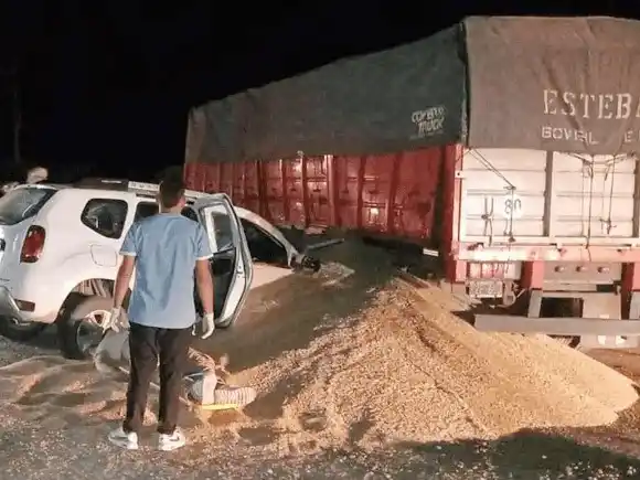 Cuatro miembros de una familia murieron en un choque frontal en la Ruta Nacional 127