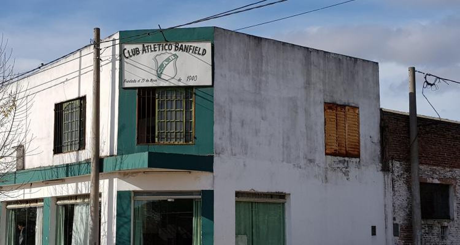 Polémica por el subsidio a Mitre: El tesorero de Banfield pidió que los ayuden con la personería jurídica