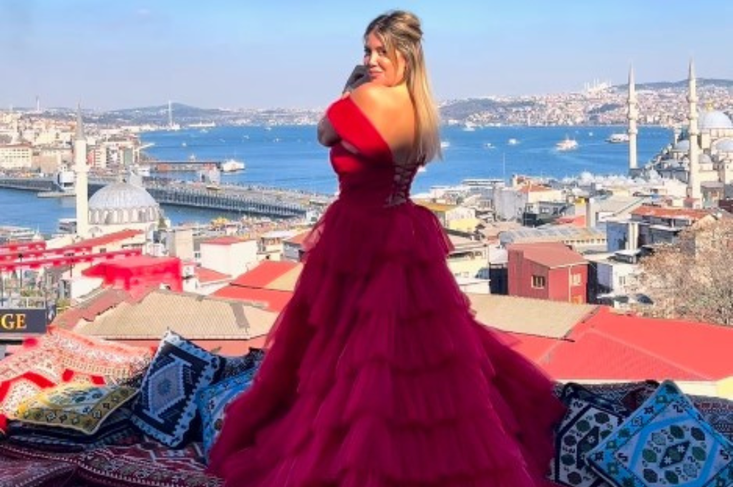 El video cinematográfico de Wanda Nara en Estambul