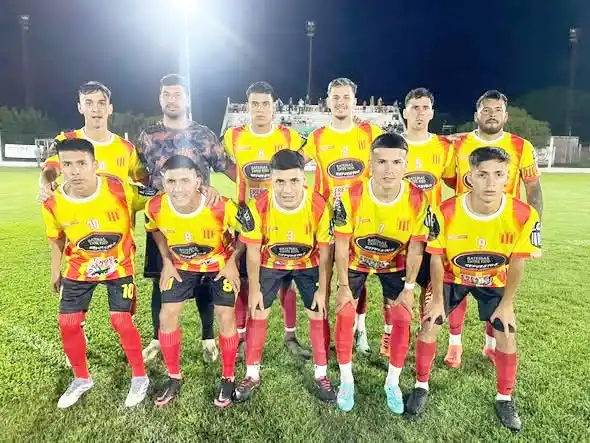 Unión, Nébel, La Bianca, Libertad y Colegiales juegan la tercera fecha del fútbol provincial