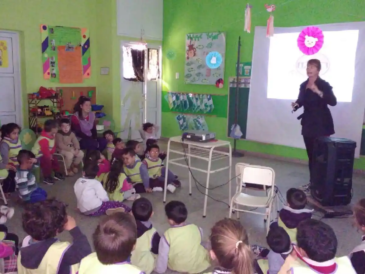 Brinkmann: Concientizan a alumnos  sobre el uso de la bicicleta 