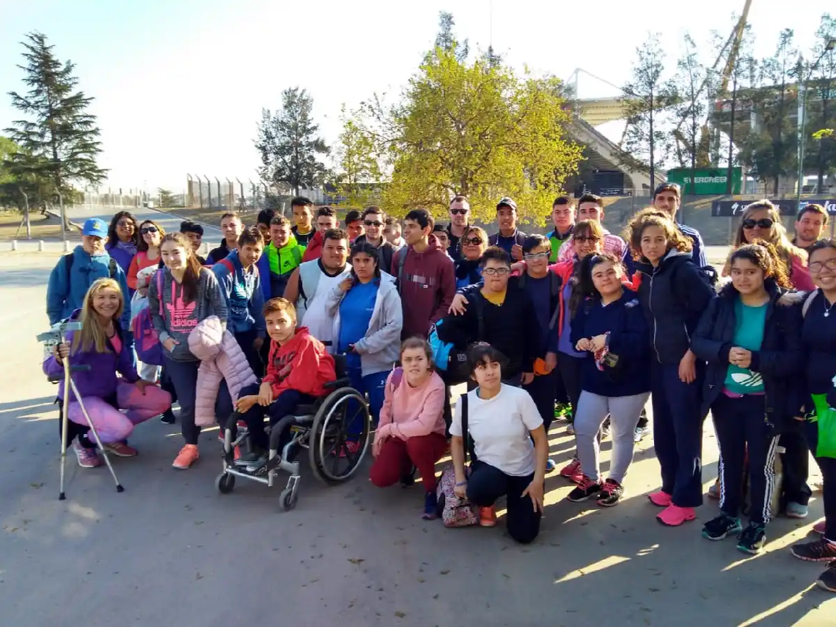 Unos 110 atletas de la ciudad  y la región participaron  del Córdoba Juega Adaptados
