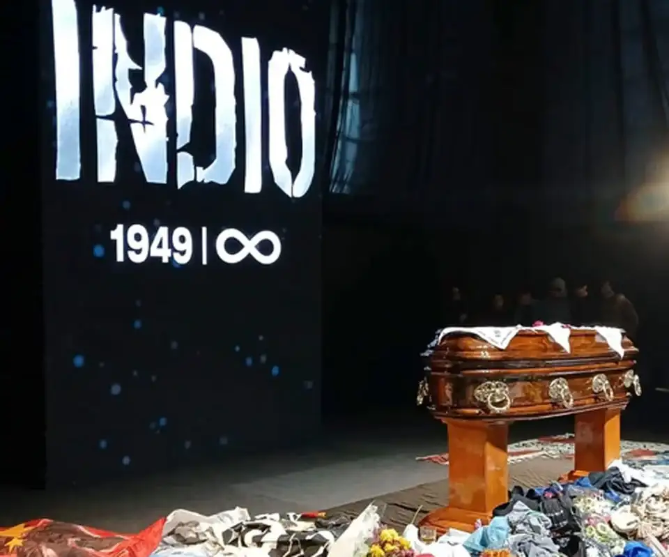 La familia del Indio Solari agradeció el acompañamiento de los fanáticos: "Ya está"