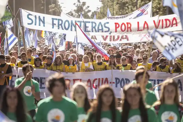 El domingo 26 se realizará un nuevo “Abrazo al río Uruguay”