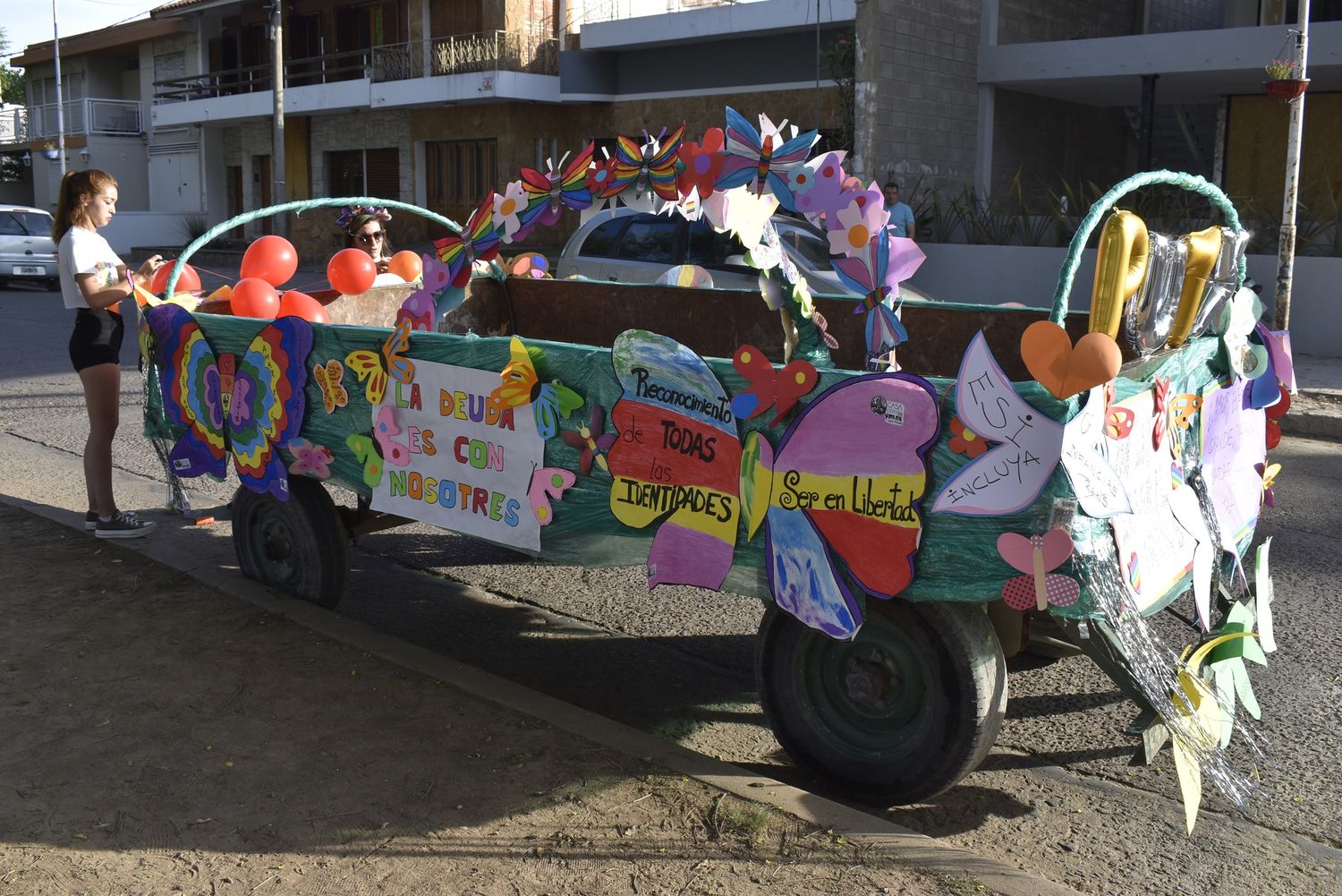 Así fue la Marcha del Orgullo en San Pedro, tras el homenaje a Juana Luffi