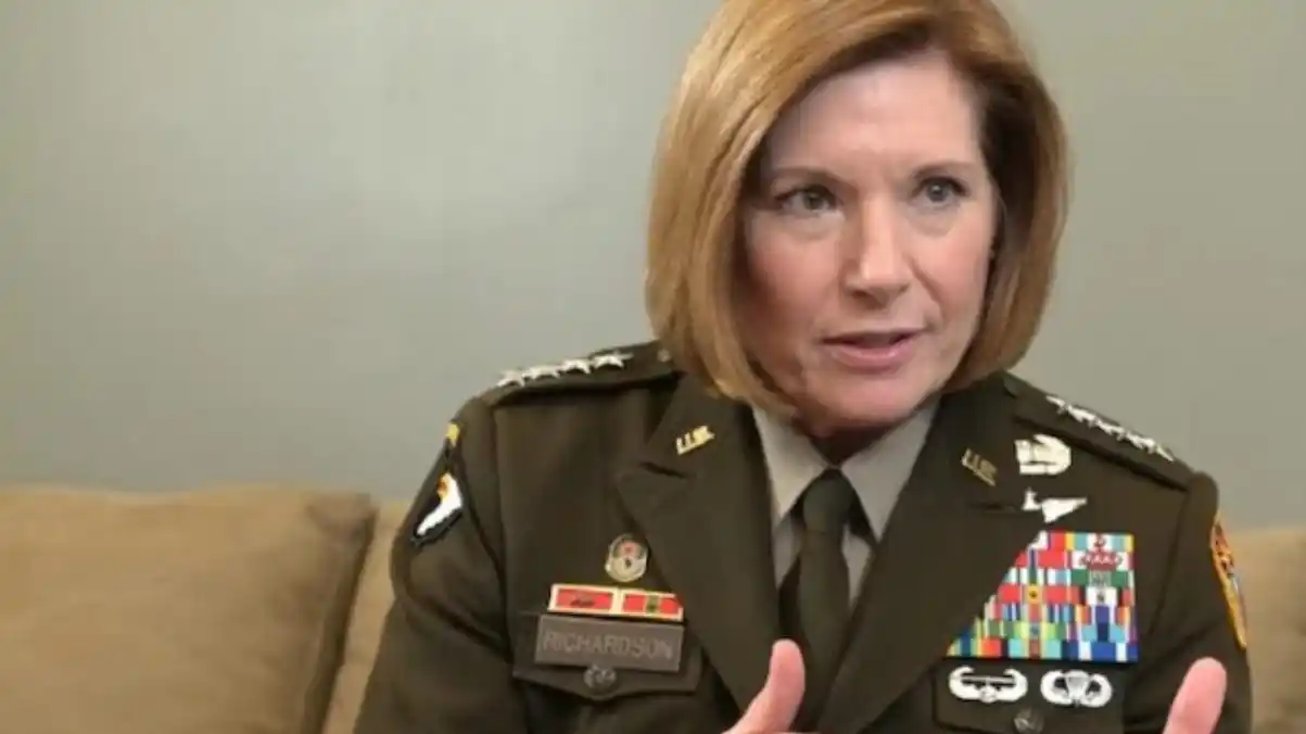 Jefa del Comando Sur aboga por una salida diplomática a la crisis en Venezuela