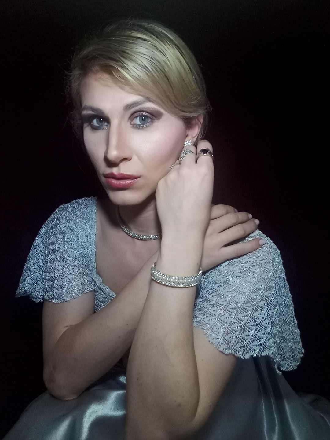 «Una chica de Revista» se presenta en el Ciclo Domingos de Teatro en La Vieja Usina
