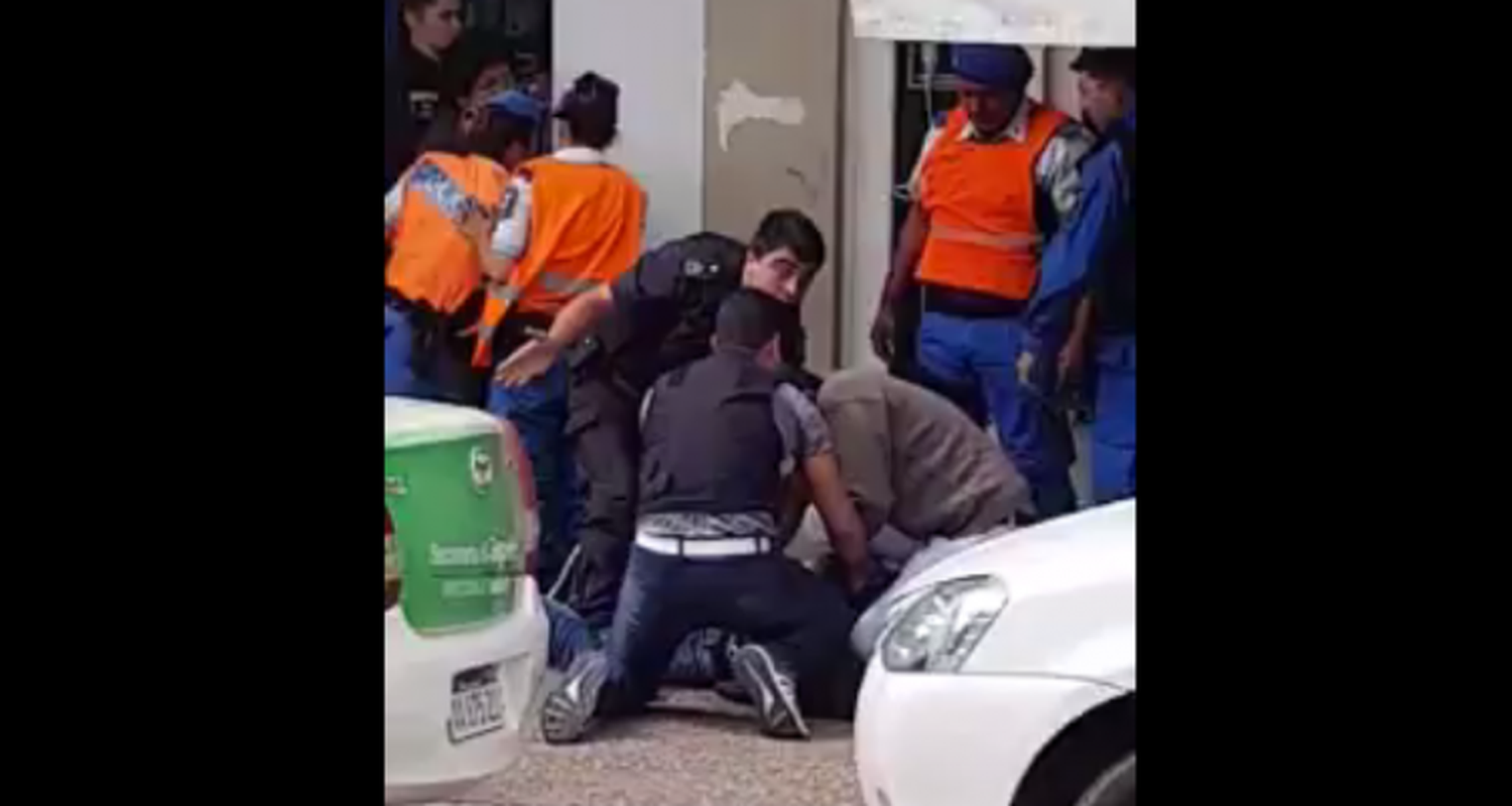 Liberaron a la mujer y su hijo detenidos en un control de tránsito en el centro