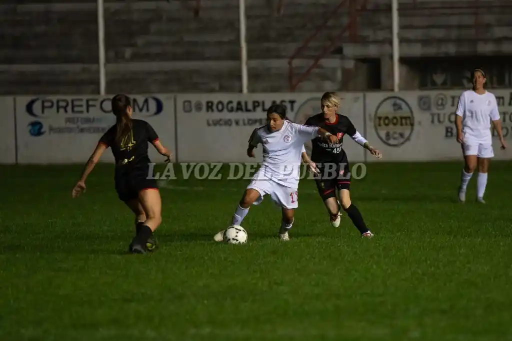 Huracán e Independencia se enfrentan en un partido clave en la Quinta