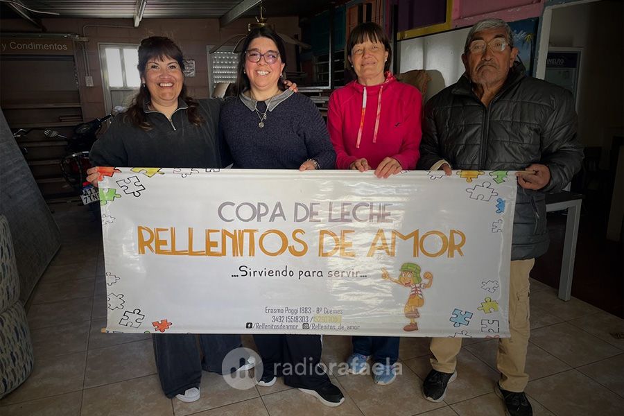 Sole, titular de Librería 500 Sueños Victor y Lorena Quinteros, referentes de la Copa de Leche y Marisel Canella