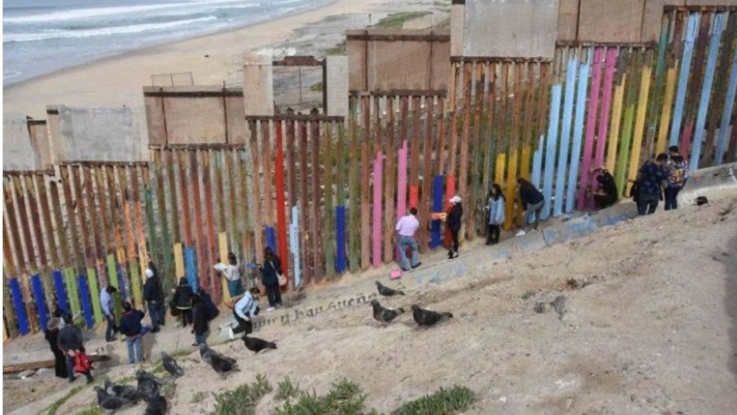DESANTIS A LA CARGA CONTRA MIGRANTES: propone severas políticas en EE.UU.