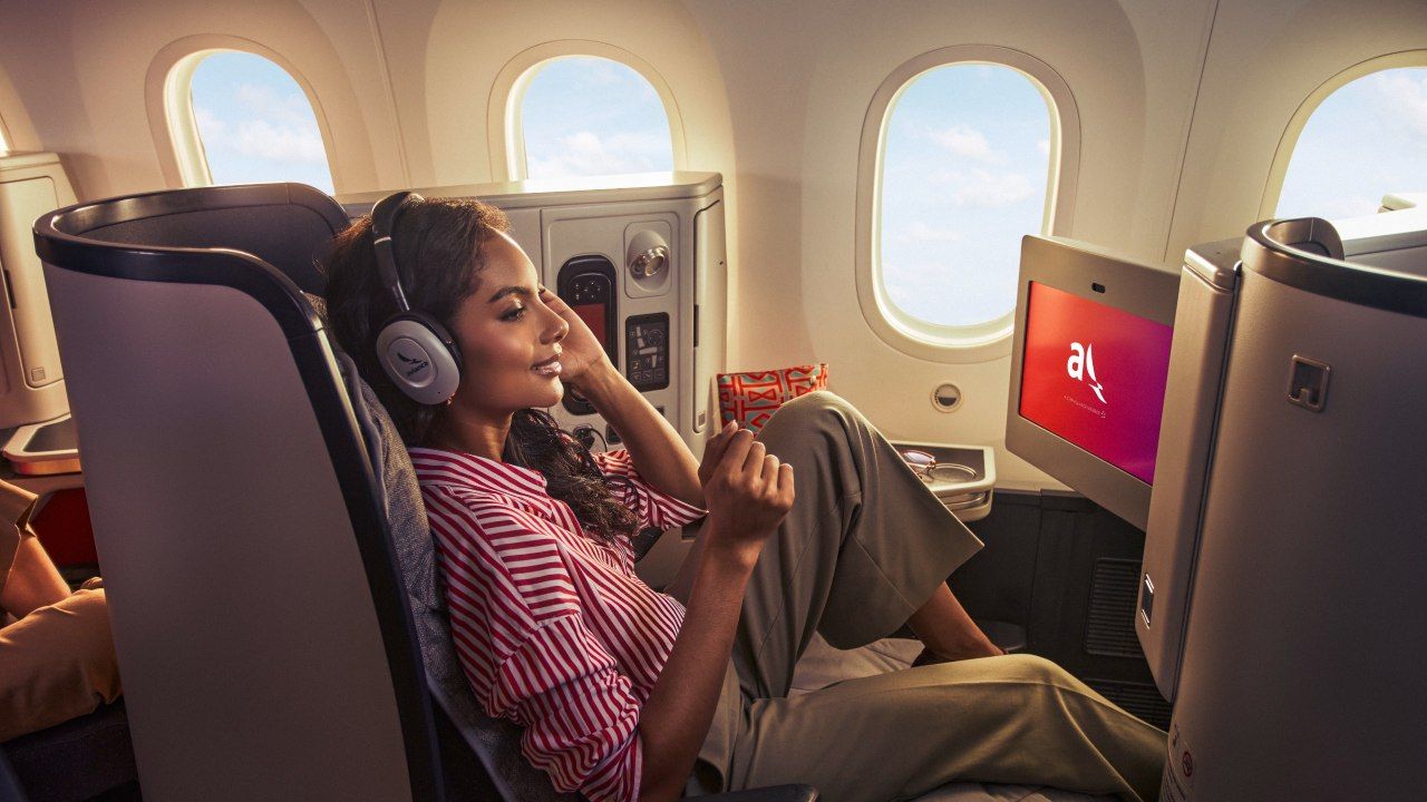 Avianca incorpora HBO Max y Fórmula 1 TV a su entretenimiento a bordo