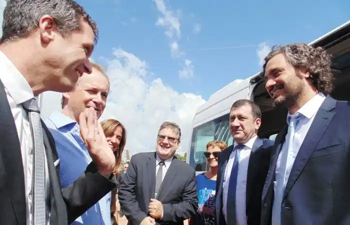 �SVenimos a avanzar en obras reales, no en marketing político⬝