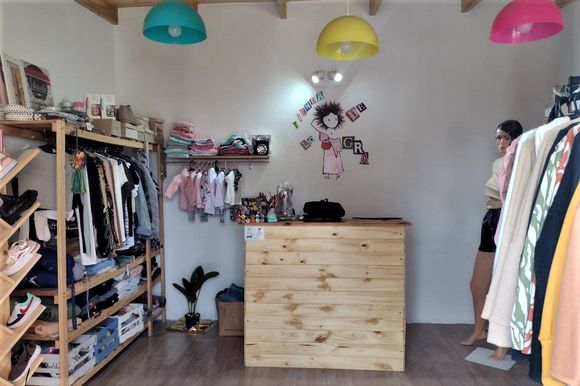 Viajó a comprar ropa para renovar la temporada y le robaron: “Me arruinaron”