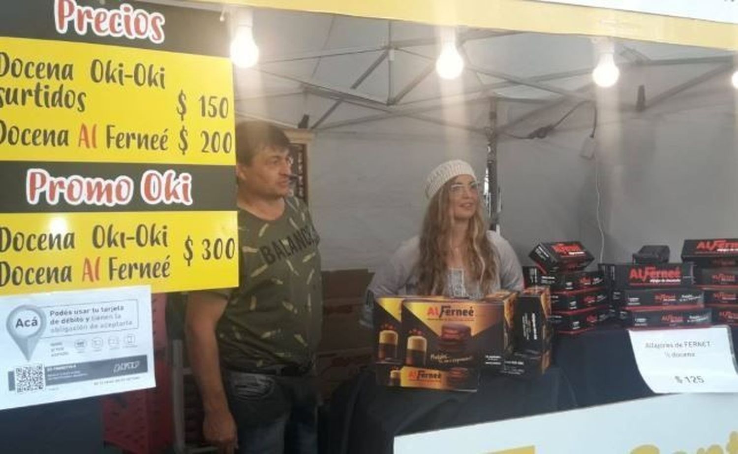 Inventan el alfajor con gusto a fernet y generan furor durante su presentación