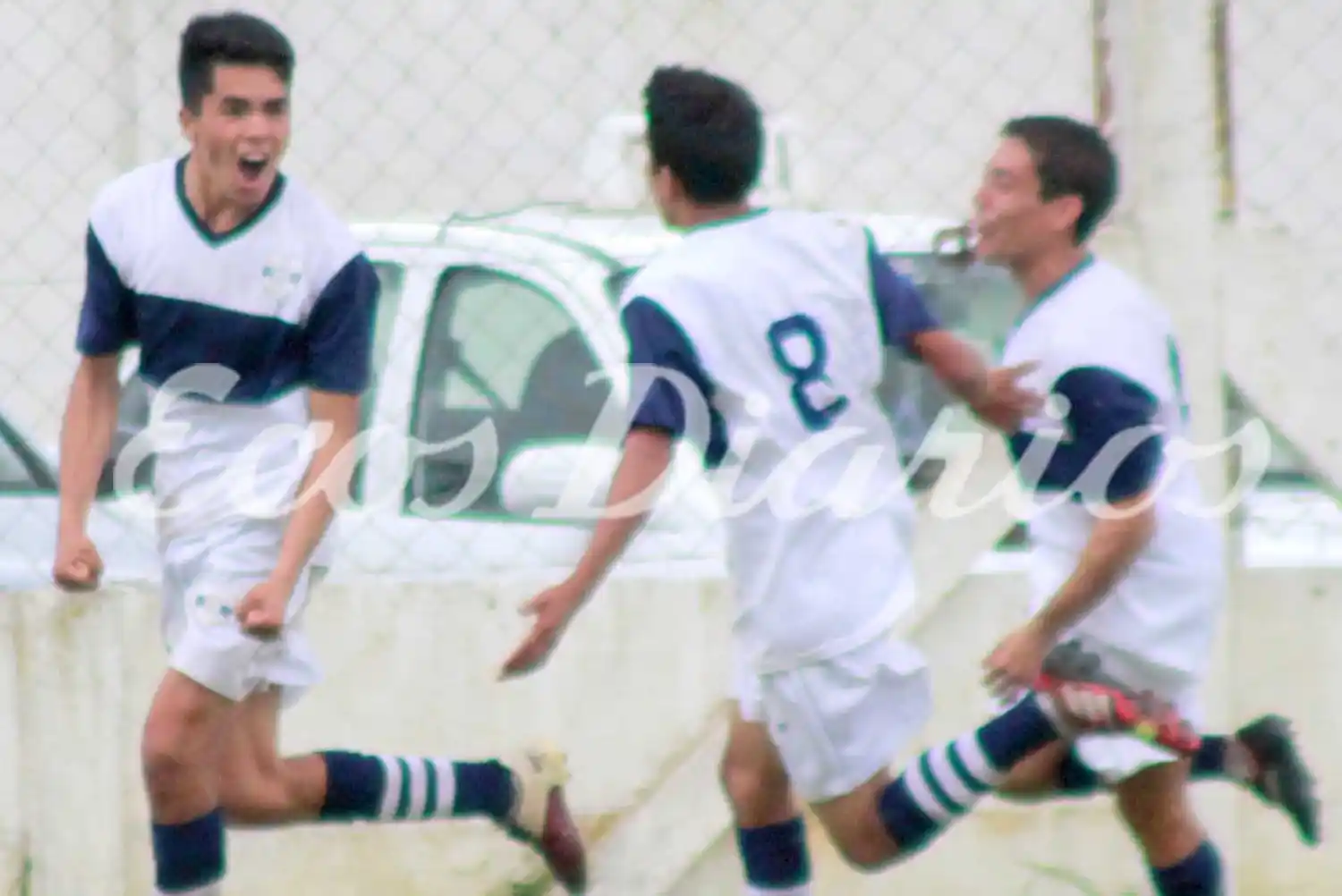 Gimnasia se lo dio vuelta a Huracán y recuperó la sonrisa