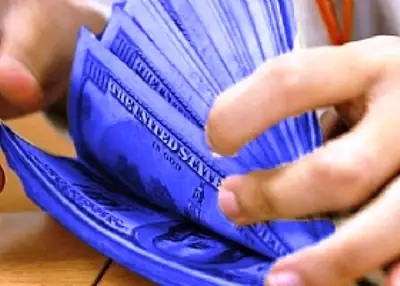 El Dólar blue bajó 25 centavos