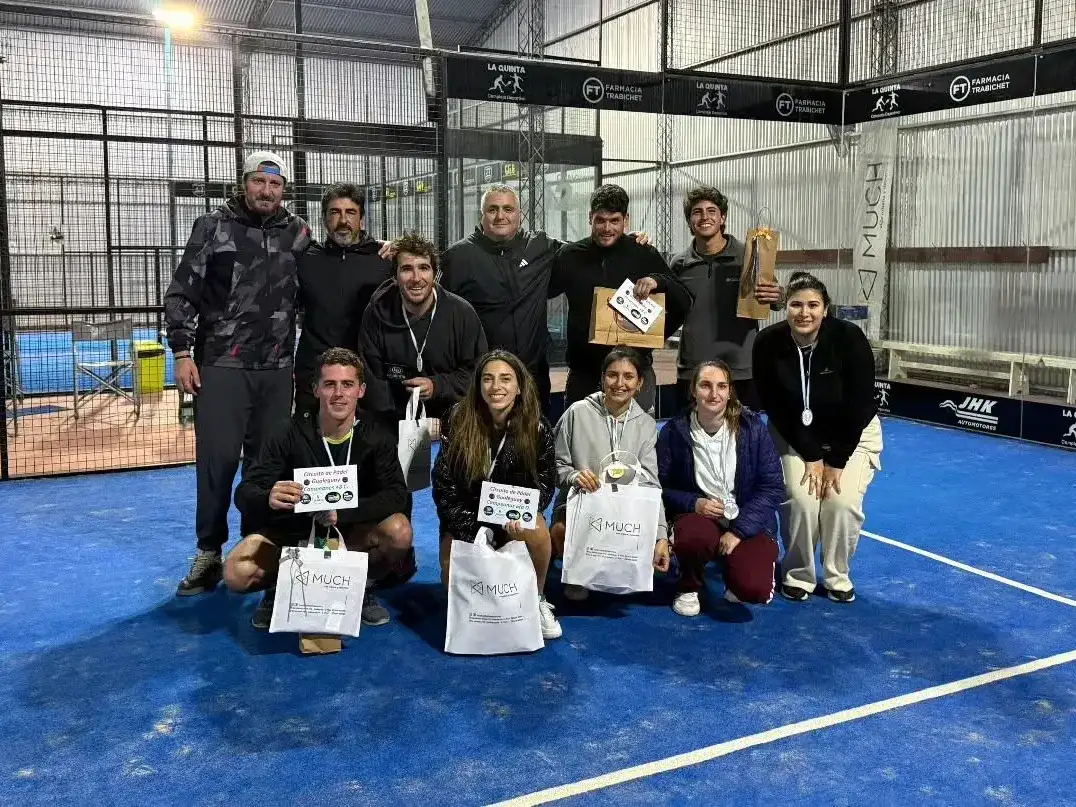 Mionis Automotores se consagró campeón del Torneo por Equipos de Pádel