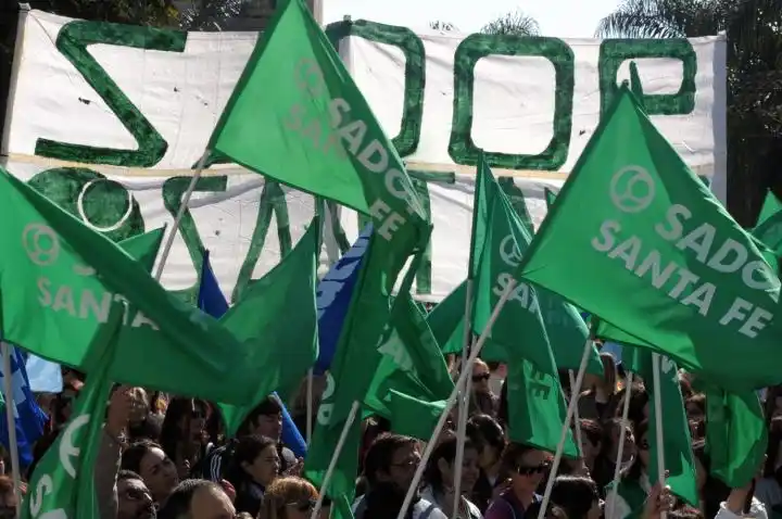 Docentes privados de Santa Fe también pararán el 24 de agosto